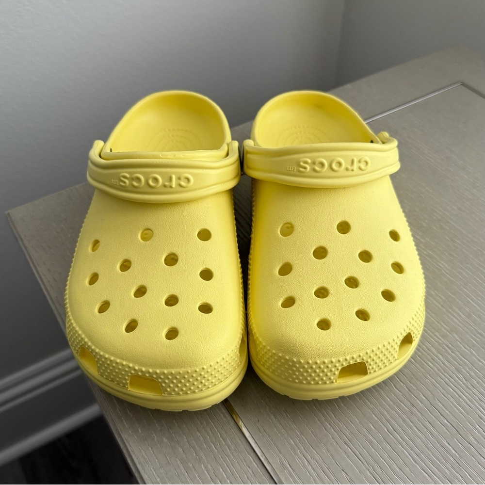 Crocs Classic Clog - Yellow